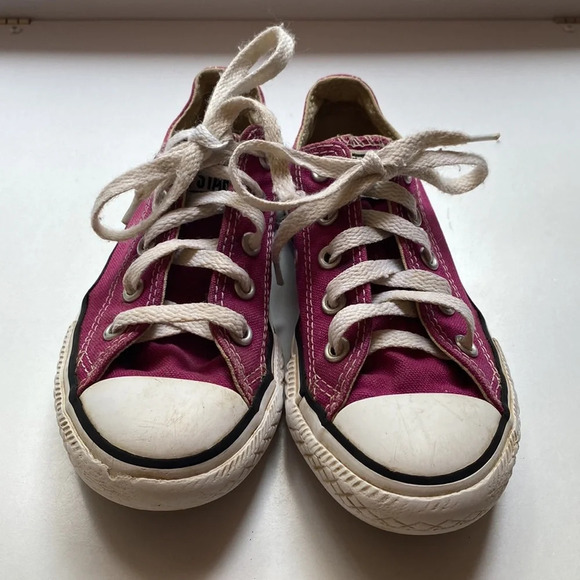 Converse Chucks Chuck Taylor Low Top Sneakers Berry Raspberry Fuchsia Pink Purpl - Picture 2 of 10